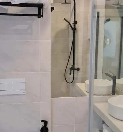 Mar Bravo Назаре