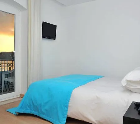 Mar Bravo Назаре