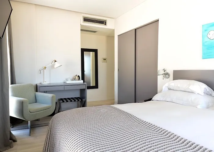 Hotel Mar Bravo Nazaré